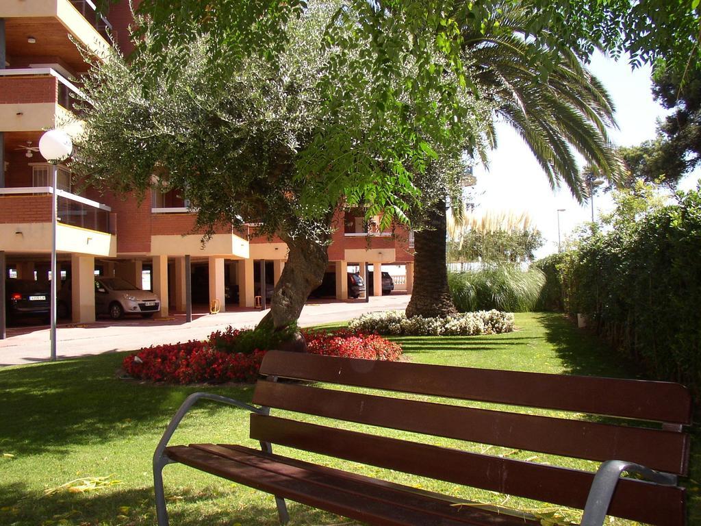 Apartamentos Alquihouse Vilafortuny Cambrils Exterior foto
